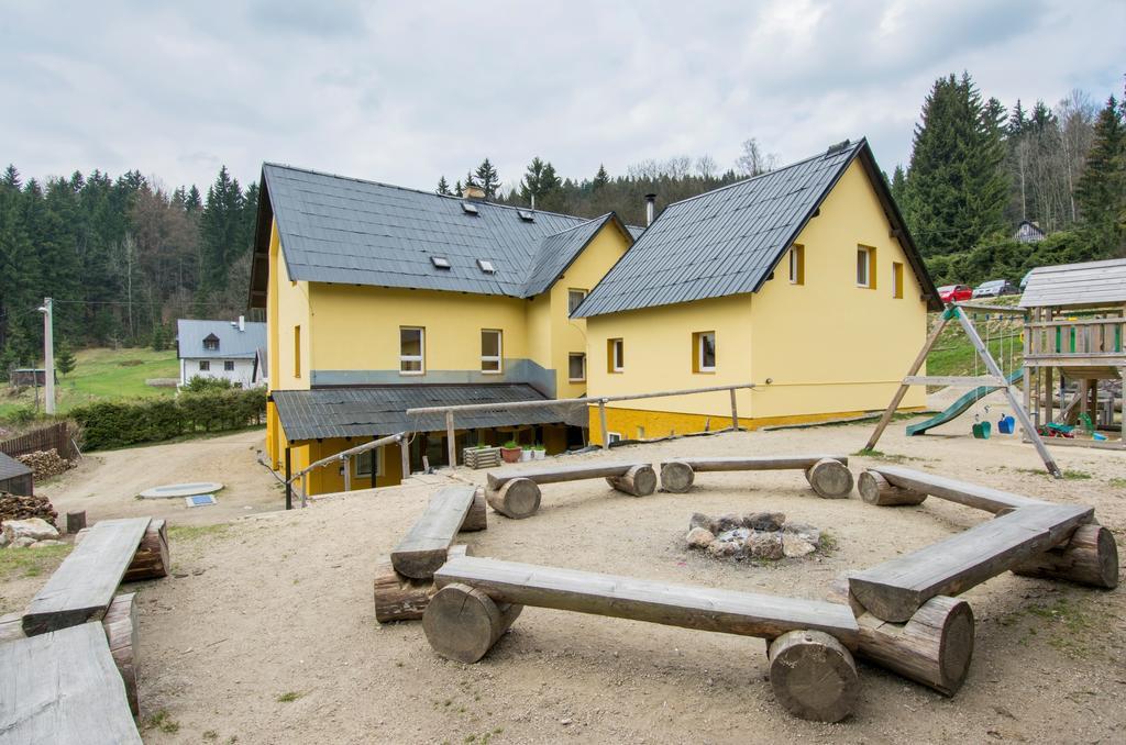 Pension Pod Vlekem Janov nad Nisou Extérieur photo